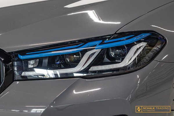BMW 5 Serie Touring 530e|M-sport|Cam|Hud|Laser|NW 20 inch|Acc