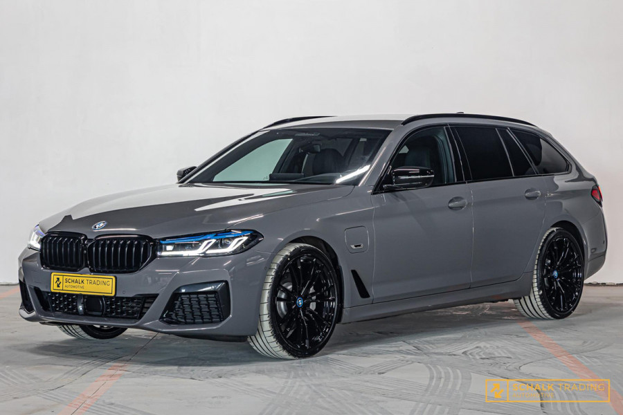 BMW 5 Serie Touring 530e|M-sport|Cam|Hud|Laser|NW 20 inch|Acc