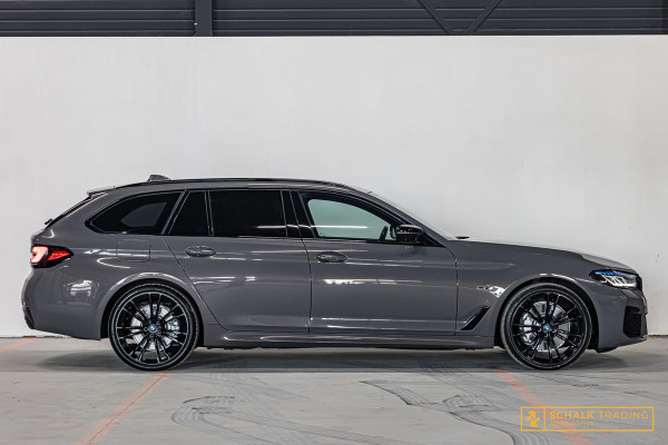 BMW 5 Serie Touring 530e|M-sport|Cam|Hud|Laser|NW 20 inch|Acc
