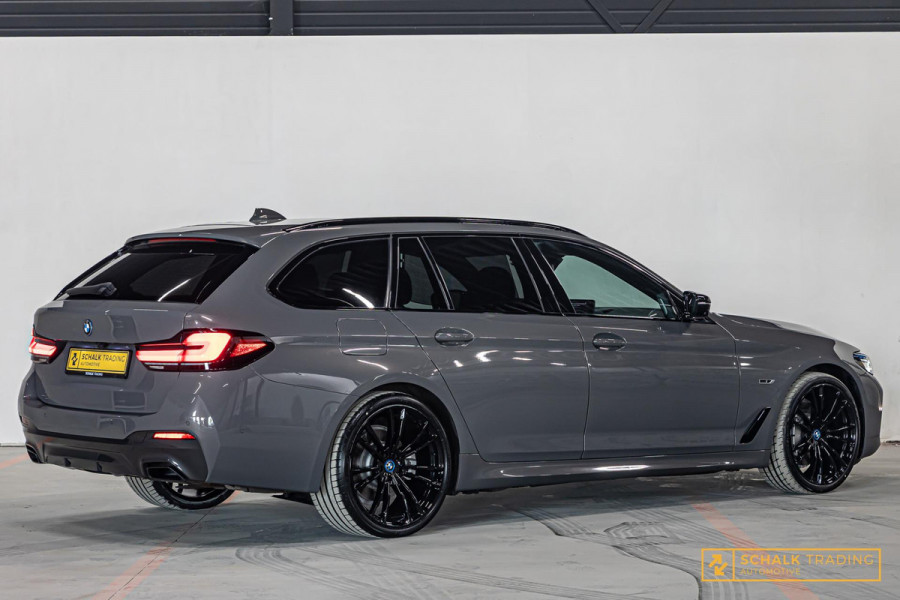 BMW 5 Serie Touring 530e|M-sport|Cam|Hud|Laser|NW 20 inch|Acc