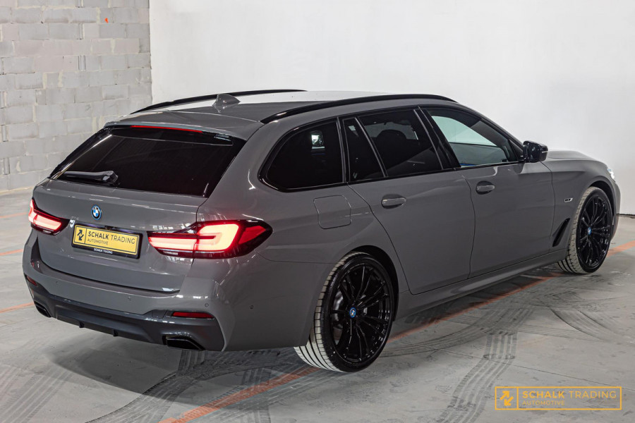 BMW 5 Serie Touring 530e|M-sport|Cam|Hud|Laser|NW 20 inch|Acc