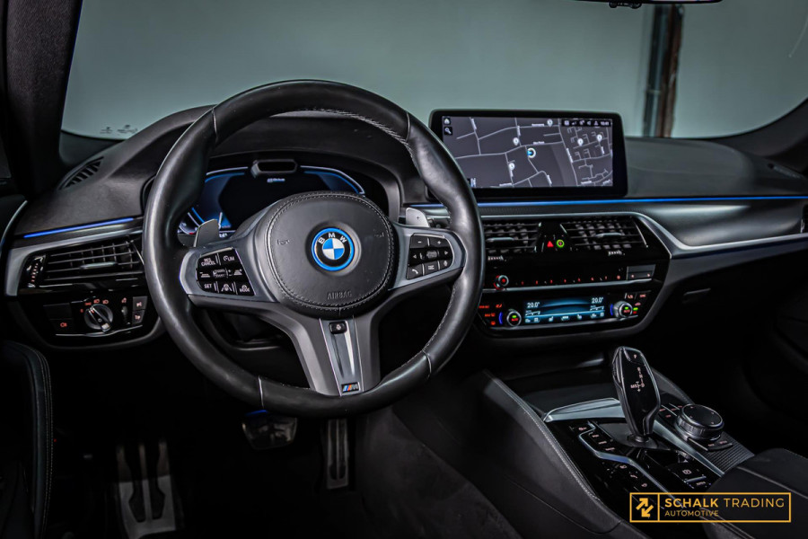 BMW 5 Serie Touring 530e|M-sport|Cam|Hud|Laser|NW 20 inch|Acc