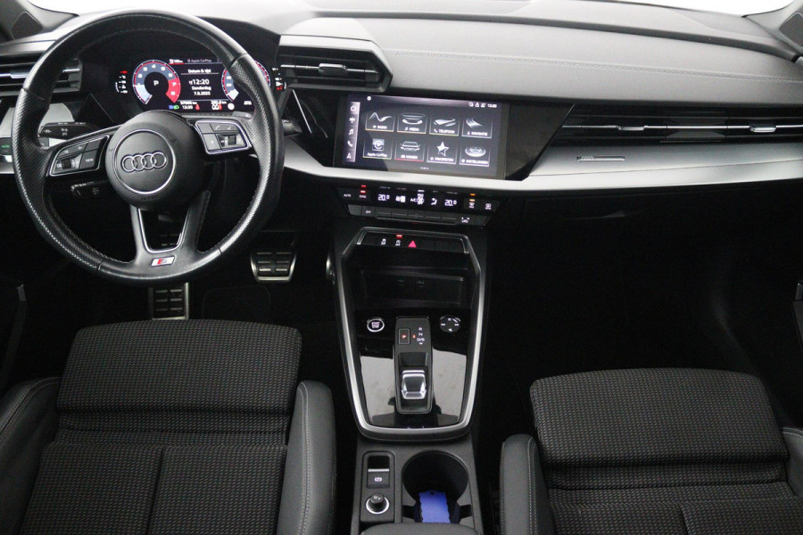 Audi A3 Sportback 35 TFSI S edition (PANORAMADAK, CARPLAY, ELEKT. STOELEN, VIRTUAL, PDC, GOED ONDERHOUDEN, LED)