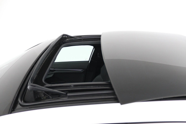 Audi A3 Sportback 35 TFSI S edition (PANORAMADAK, CARPLAY, ELEKT. STOELEN, VIRTUAL, PDC, GOED ONDERHOUDEN, LED)
