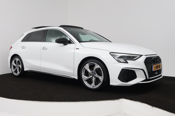 Audi A3 Sportback 35 TFSI S edition (PANORAMADAK, CARPLAY, ELEKT. STOELEN, VIRTUAL, PDC, GOED ONDERHOUDEN, LED)