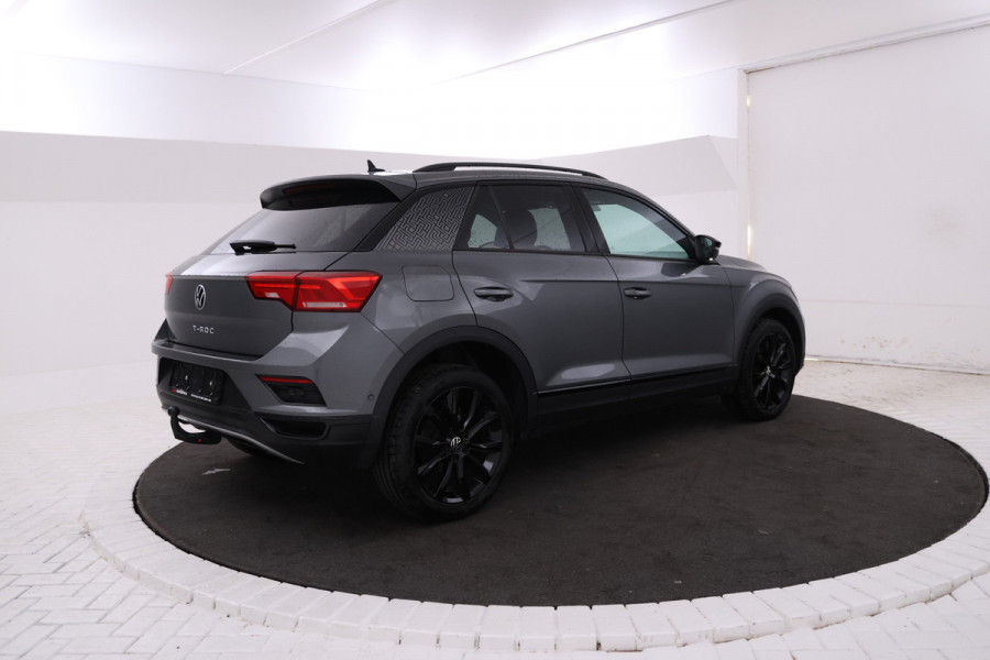 Volkswagen T-Roc 1.0 TSI Style Trekhaak, Digital dash, Apple carplay / Android auto, BOMVOL!