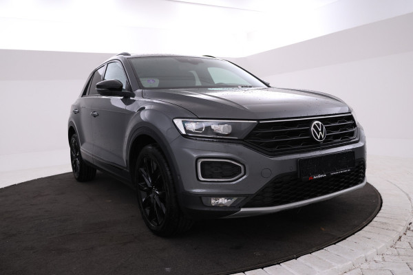 Volkswagen T-Roc 1.0 TSI Style Trekhaak, Digital dash, Apple carplay / Android auto, BOMVOL!