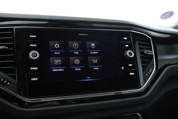 Volkswagen T-Roc 1.0 TSI Style Trekhaak, Digital dash, Apple carplay / Android auto, BOMVOL!