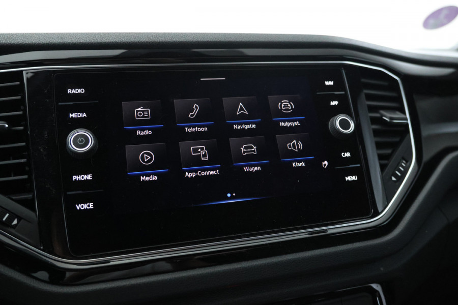 Volkswagen T-Roc 1.0 TSI Style Trekhaak, Digital dash, Apple carplay / Android auto, BOMVOL!