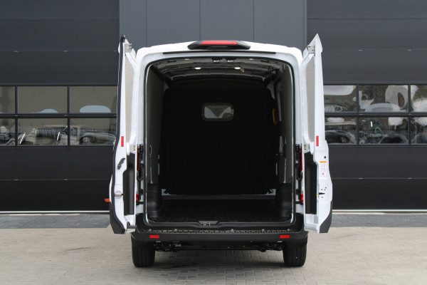 Ford Transit 350 2.0 TDCI L3H2 Trend 130pk Trend - Facelift - Xenon - Carplay - Android - Camera - Airbag Passagier - Rijklaar
