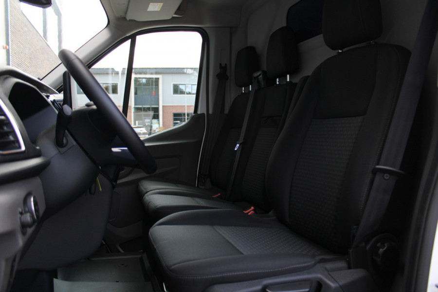 Ford Transit 350 2.0 TDCI L3H2 Trend 130pk Trend - Facelift - Xenon - Carplay - Android - Camera - Airbag Passagier - Rijklaar
