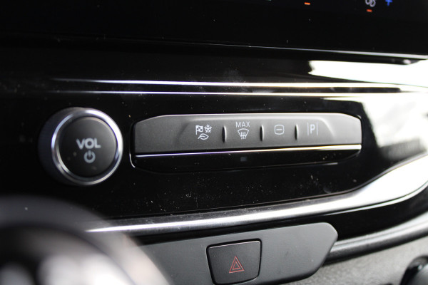 Ford Transit 350 2.0 TDCI L3H2 Trend 130pk Trend - Facelift - Xenon - Carplay - Android - Camera - Airbag Passagier - Rijklaar
