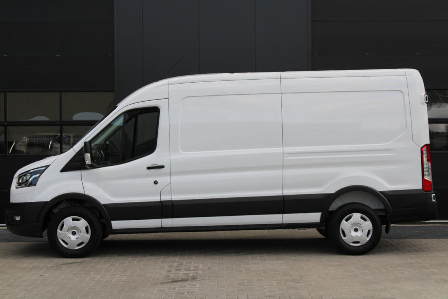 Ford Transit 350 2.0 TDCI L3H2 Trend 130pk Trend - Facelift - Xenon - Carplay - Android - Camera - Airbag Passagier - Rijklaar
