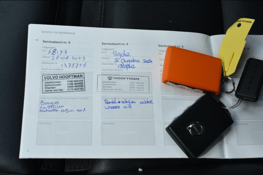 Volvo XC40 1.5 T3 LEDER | STUUR EN STOELVERWARMING | CAMERA | APPLE CARPLAY | ANDROID AUTO| ADAPTIEVE CRUISE CONTROLE | BLISS