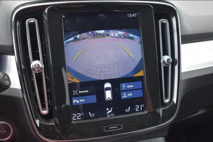 Volvo XC40 1.5 T3 LEDER | STUUR EN STOELVERWARMING | CAMERA | APPLE CARPLAY | ANDROID AUTO| ADAPTIEVE CRUISE CONTROLE | BLISS