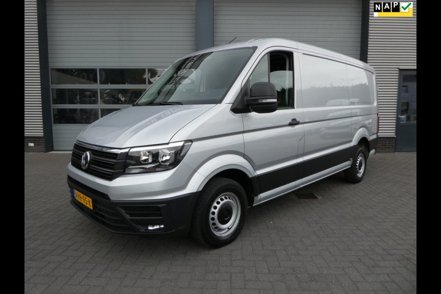Volkswagen Crafter 35 2.0 TDI 140pk L3H2 ( L2H1 ) airco, camera ,trekhaak , 3 zits