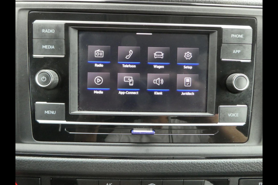 Volkswagen Crafter 35 2.0 TDI 140pk L3H2 ( L2H1 ) airco, camera ,trekhaak , 3 zits