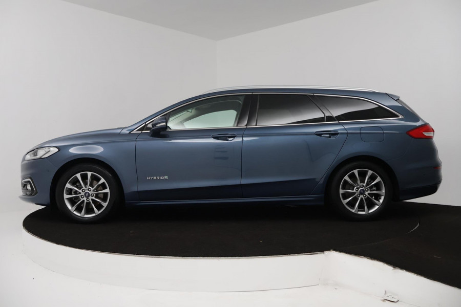 Ford Mondeo Wagon 2.0 IVCT HEV Vignale (CAMERA, STOELVERWARMING, ADAPTIEVE CRUISE, CARPLAY, GOED ONDERHOUDEN)