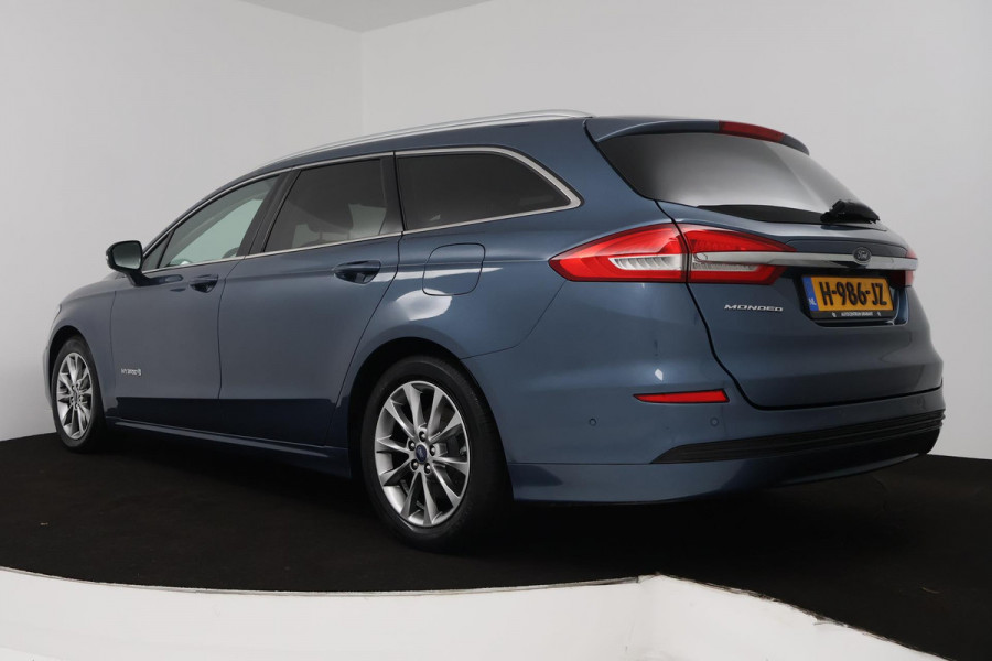 Ford Mondeo Wagon 2.0 IVCT HEV Vignale (CAMERA, STOELVERWARMING, ADAPTIEVE CRUISE, CARPLAY, GOED ONDERHOUDEN)