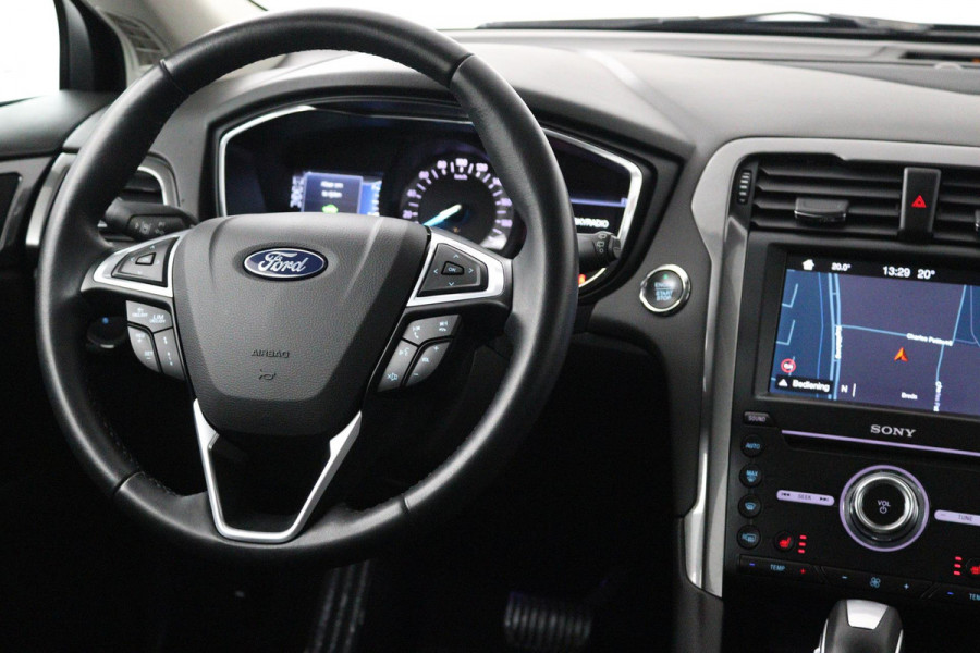 Ford Mondeo Wagon 2.0 IVCT HEV Vignale (CAMERA, STOELVERWARMING, ADAPTIEVE CRUISE, CARPLAY, GOED ONDERHOUDEN)