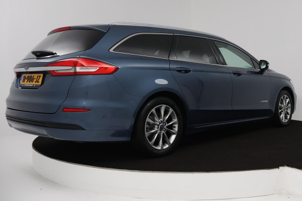 Ford Mondeo Wagon 2.0 IVCT HEV Vignale (CAMERA, STOELVERWARMING, ADAPTIEVE CRUISE, CARPLAY, GOED ONDERHOUDEN)