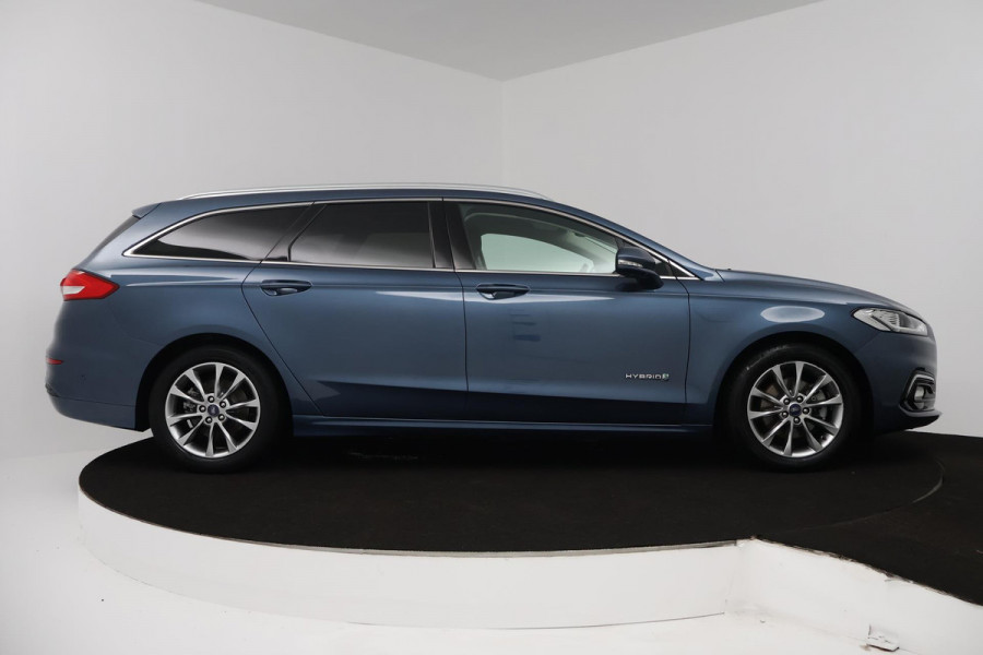 Ford Mondeo Wagon 2.0 IVCT HEV Vignale (CAMERA, STOELVERWARMING, ADAPTIEVE CRUISE, CARPLAY, GOED ONDERHOUDEN)