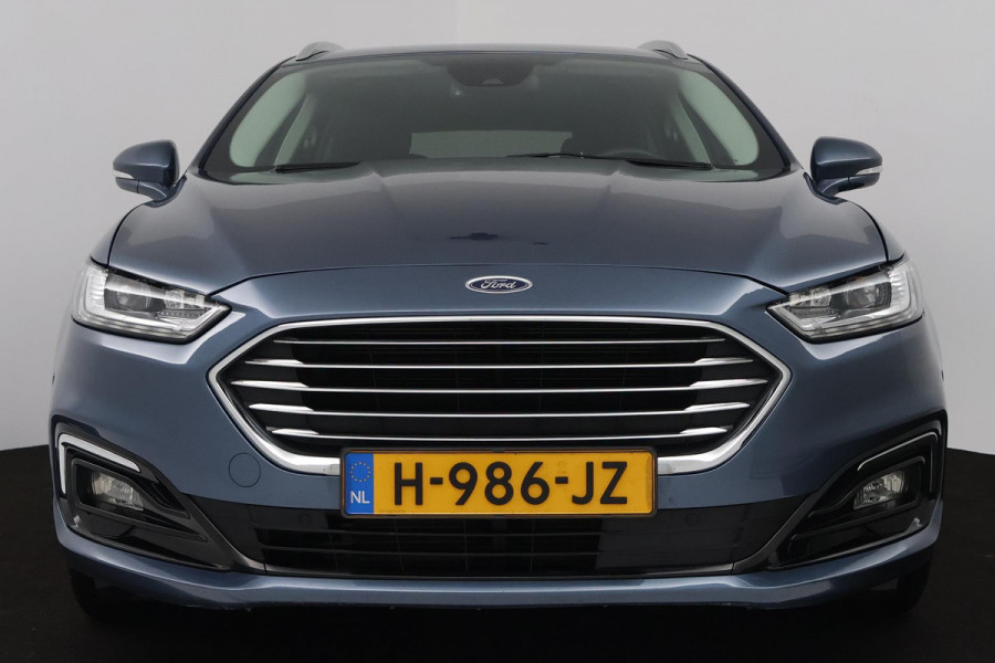 Ford Mondeo Wagon 2.0 IVCT HEV Vignale (CAMERA, STOELVERWARMING, ADAPTIEVE CRUISE, CARPLAY, GOED ONDERHOUDEN)