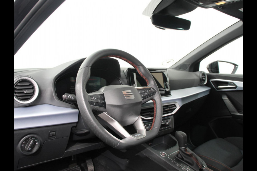 Seat Ibiza 1.0 EcoTSI FR Climate Control Adaptieve cruise control LED Keyless Parkeersensoren Verwarmde voorstoelen Achteruitrij camera Apple Carplay/ Andriod Auto