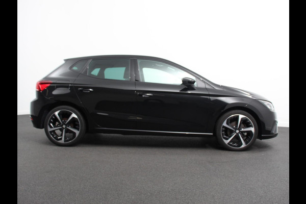 Seat Ibiza 1.0 EcoTSI FR Climate Control Adaptieve cruise control LED Keyless Parkeersensoren Verwarmde voorstoelen Achteruitrij camera Apple Carplay/ Andriod Auto