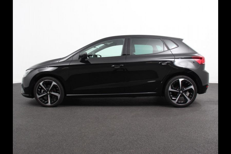 Seat Ibiza 1.0 EcoTSI FR Climate Control Adaptieve cruise control LED Keyless Parkeersensoren Verwarmde voorstoelen Achteruitrij camera Apple Carplay/ Andriod Auto