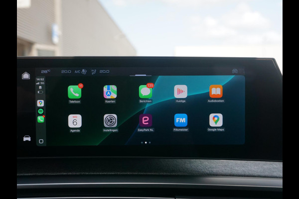 Peugeot E-5008 GT Avantage 73 kWh Leder interieur | Panoramadak