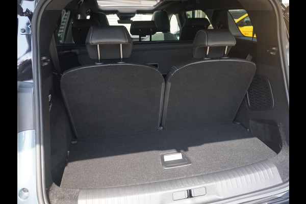 Peugeot E-5008 GT Avantage 73 kWh Leder interieur | Panoramadak