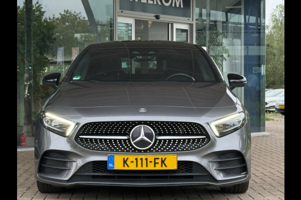 Mercedes-Benz A-Klasse 180 AMG Night Sfeer|Memory|Pano|Dealer onderhouden