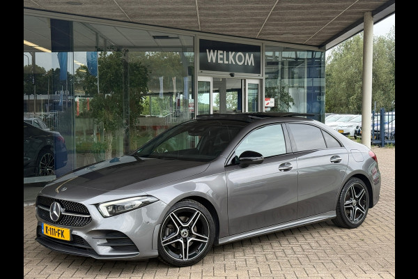 Mercedes-Benz A-Klasse 180 AMG Night Sfeer|Memory|Pano|Dealer onderhouden