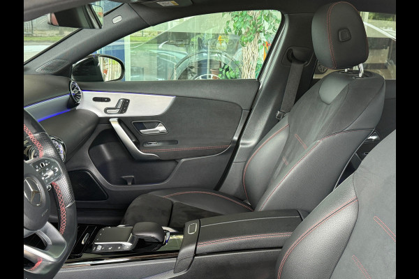 Mercedes-Benz A-Klasse 180 AMG Night Sfeer|Memory|Pano|Dealer onderhouden