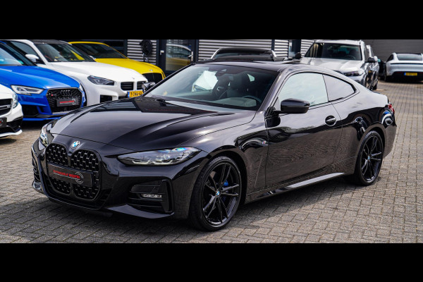 BMW 4 Serie Coupé 430i High Executive | Schuifdak | BMW LED | Camera | Apple Carplay | Black Edition | Shadowline | Alcantara |