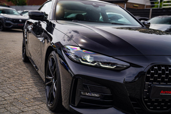 BMW 4 Serie Coupé 430i High Executive | Schuifdak | BMW LED | Camera | Apple Carplay | Black Edition | Shadowline | Alcantara |