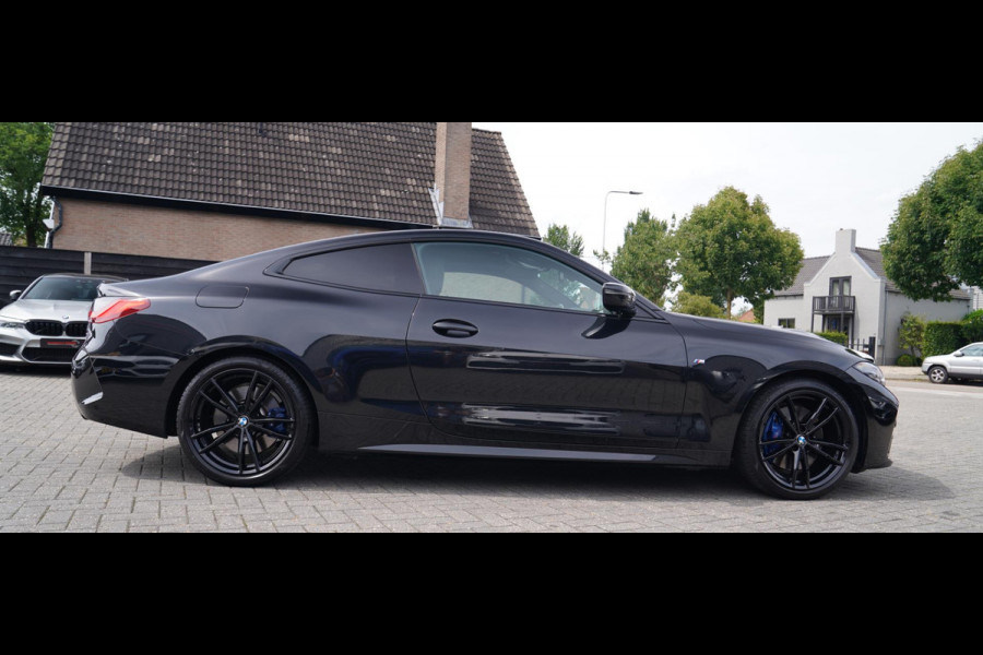 BMW 4 Serie Coupé 430i High Executive | Schuifdak | BMW LED | Camera | Apple Carplay | Black Edition | Shadowline | Alcantara |