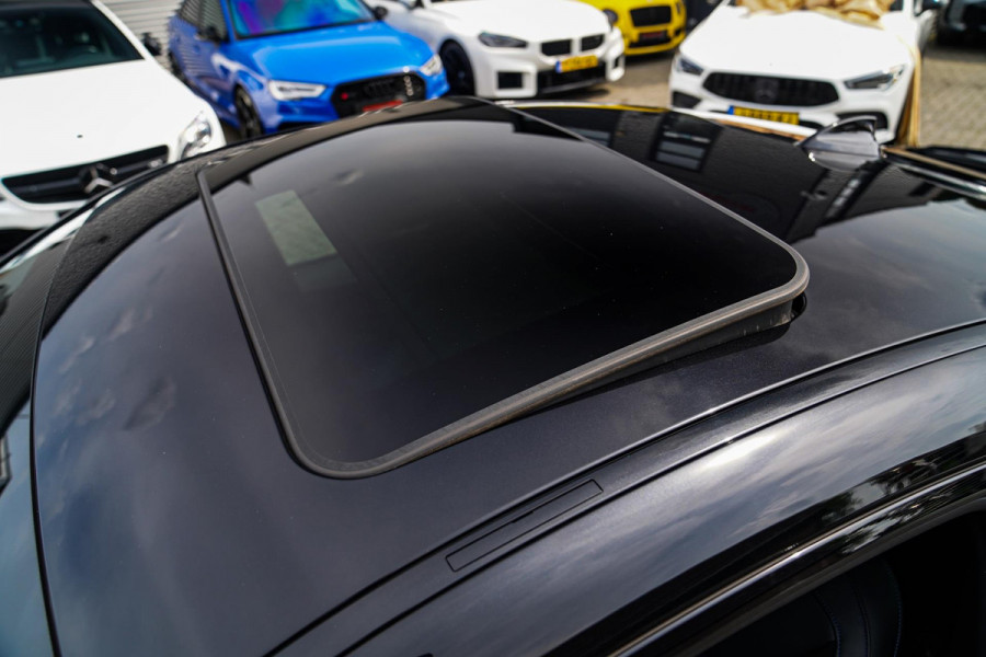 BMW 4 Serie Coupé 430i High Executive | Schuifdak | BMW LED | Camera | Apple Carplay | Black Edition | Shadowline | Alcantara |