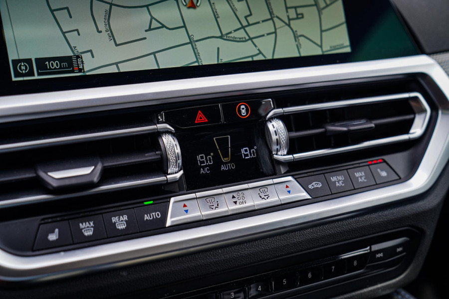BMW 4 Serie Coupé 430i High Executive | Schuifdak | BMW LED | Camera | Apple Carplay | Black Edition | Shadowline | Alcantara |