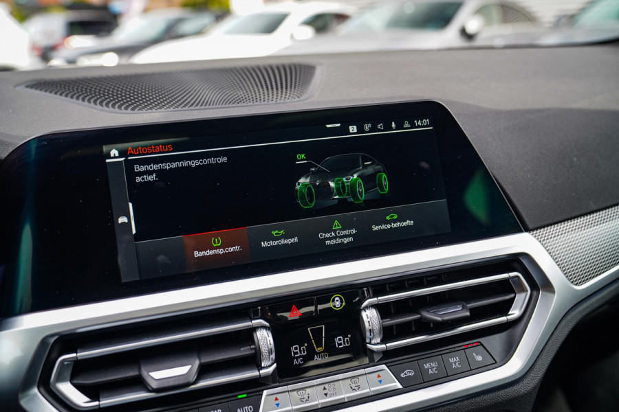 BMW 4 Serie Coupé 430i High Executive | Schuifdak | BMW LED | Camera | Apple Carplay | Black Edition | Shadowline | Alcantara |