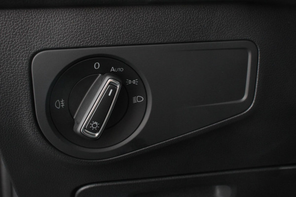 Volkswagen Tiguan Allspace 1.5 TSI 150pk DSG Move 7p. | Navigatie | Apple Carplay/Android Auto Wireless | Trekhaak | Parkeersensoren | Camera | Adaptive Cruise Control | Stoel-en stuurverwarming | Climate Control