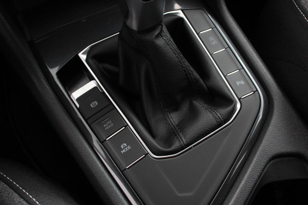Volkswagen Tiguan Allspace 1.5 TSI 150pk DSG Move 7p. | Navigatie | Apple Carplay/Android Auto Wireless | Trekhaak | Parkeersensoren | Camera | Adaptive Cruise Control | Stoel-en stuurverwarming | Climate Control