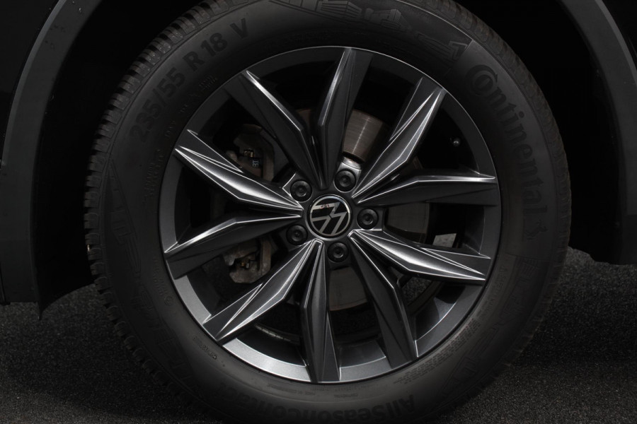 Volkswagen Tiguan Allspace 1.5 TSI 150pk DSG Move 7p. | Navigatie | Apple Carplay/Android Auto Wireless | Trekhaak | Parkeersensoren | Camera | Adaptive Cruise Control | Stoel-en stuurverwarming | Climate Control
