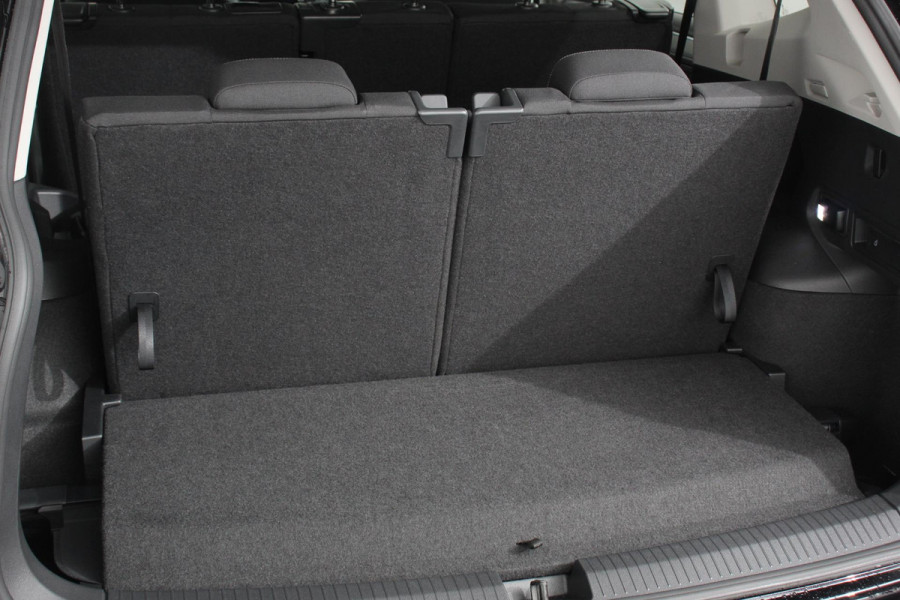 Volkswagen Tiguan Allspace 1.5 TSI 150pk DSG Move 7p. | Navigatie | Apple Carplay/Android Auto Wireless | Trekhaak | Parkeersensoren | Camera | Adaptive Cruise Control | Stoel-en stuurverwarming | Climate Control