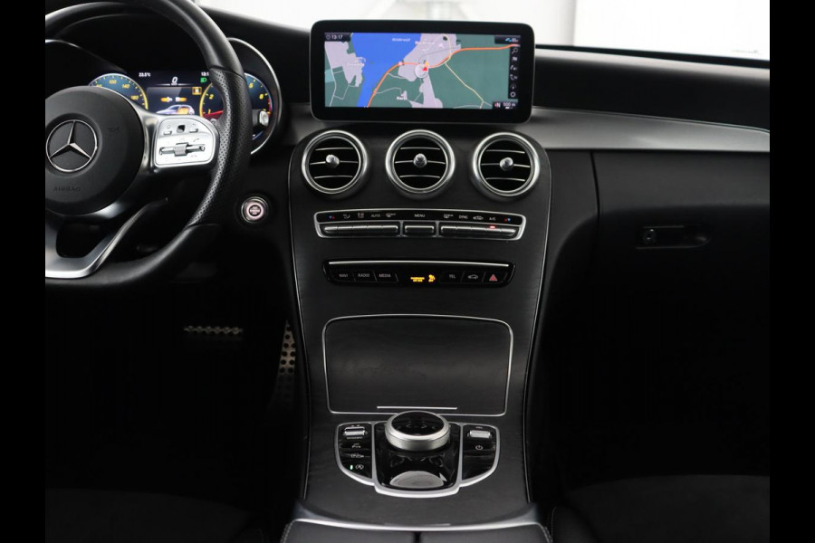 Mercedes-Benz C-Klasse 160 Business Solution AMG | Stoelverwarming | Camera | Leder/Alcantara | Navigatie | Park Assist | Digital Cockpit | Climate contol | Full LED | Cruise control
