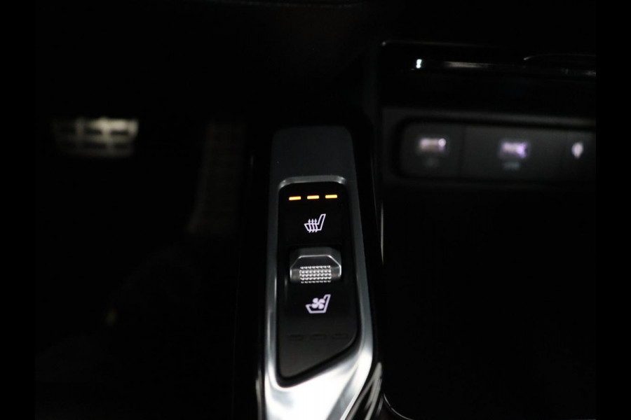 Kia Sorento 1.6 T-GDI Hybrid 2WD ExecutiveLine 7-persoons | Panoramadak | Stoelventilatie | Trekhaak | Head-Up | Leder | 360 Camera | Achterbankverwarming | Carplay | Keyless | Sfeerverlichting