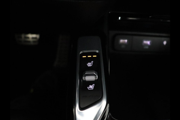 Kia Sorento 1.6 T-GDI Hybrid 2WD ExecutiveLine 7-persoons | Panoramadak | Stoelventilatie | Trekhaak | Head-Up | Leder | 360 Camera | Achterbankverwarming | Carplay | Keyless | Sfeerverlichting