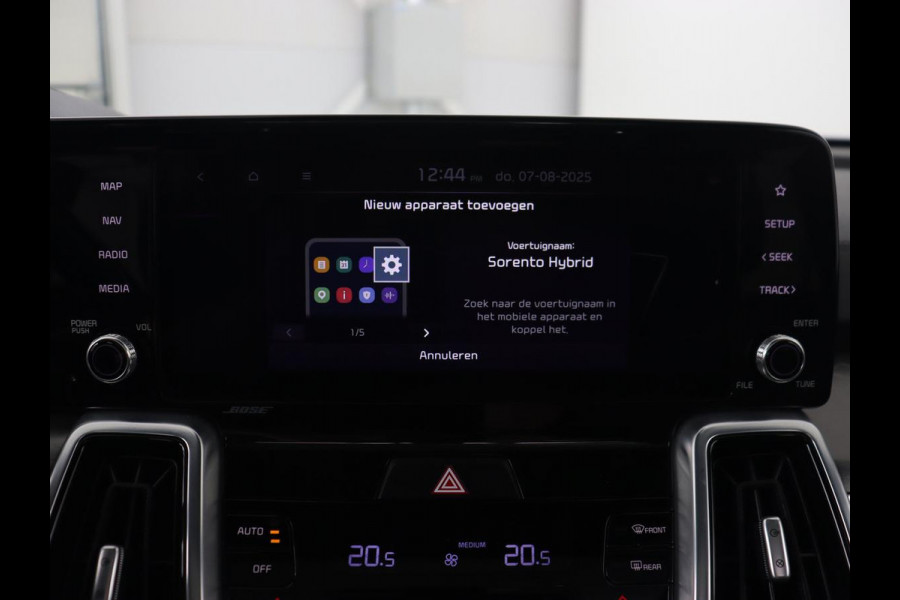 Kia Sorento 1.6 T-GDI Hybrid 2WD ExecutiveLine 7-persoons | Panoramadak | Stoelventilatie | Trekhaak | Head-Up | Leder | 360 Camera | Achterbankverwarming | Carplay | Keyless | Sfeerverlichting