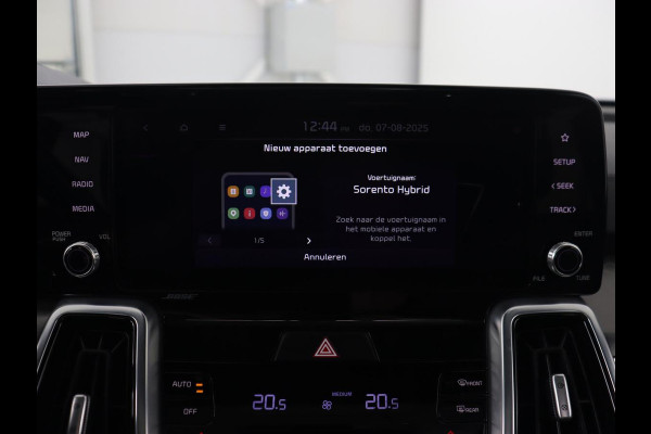 Kia Sorento 1.6 T-GDI Hybrid 2WD ExecutiveLine 7-persoons | Panoramadak | Stoelventilatie | Trekhaak | Head-Up | Leder | 360 Camera | Achterbankverwarming | Carplay | Keyless | Sfeerverlichting